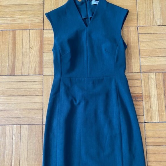 Aditi Shift Dress | Size 0 - Picture 1 of 2